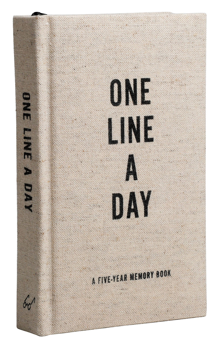 ONE LINE A DAY: A FIVE YEAR MEMORY BOOK